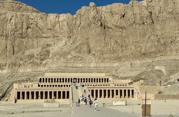 Храм Хатшепсут в Луксоре. Фото: Анна Филатовская для АТОР
