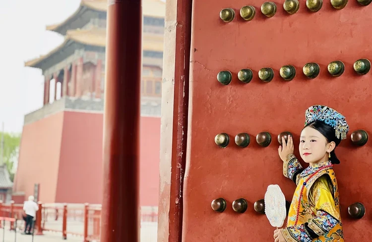 Сколько стоит сейчас поехать в экскурсионный тур за рубеж?