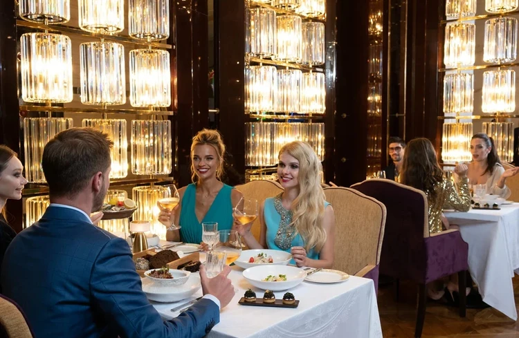 Праздничный стол в ресторане «Брунелло» накроет шеф-повар Илья Захаров. Фото предоставлено Игорной зоной Красная Поляна